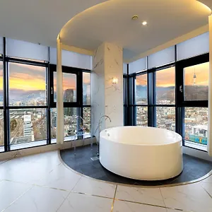 3* Hotel The Designers Station